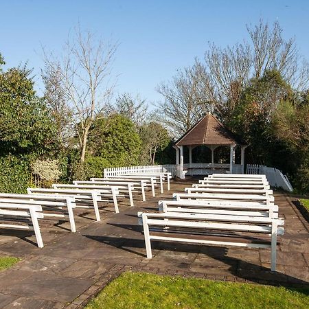 Berwick Manor Hotel Rainham  Zewnętrze zdjęcie