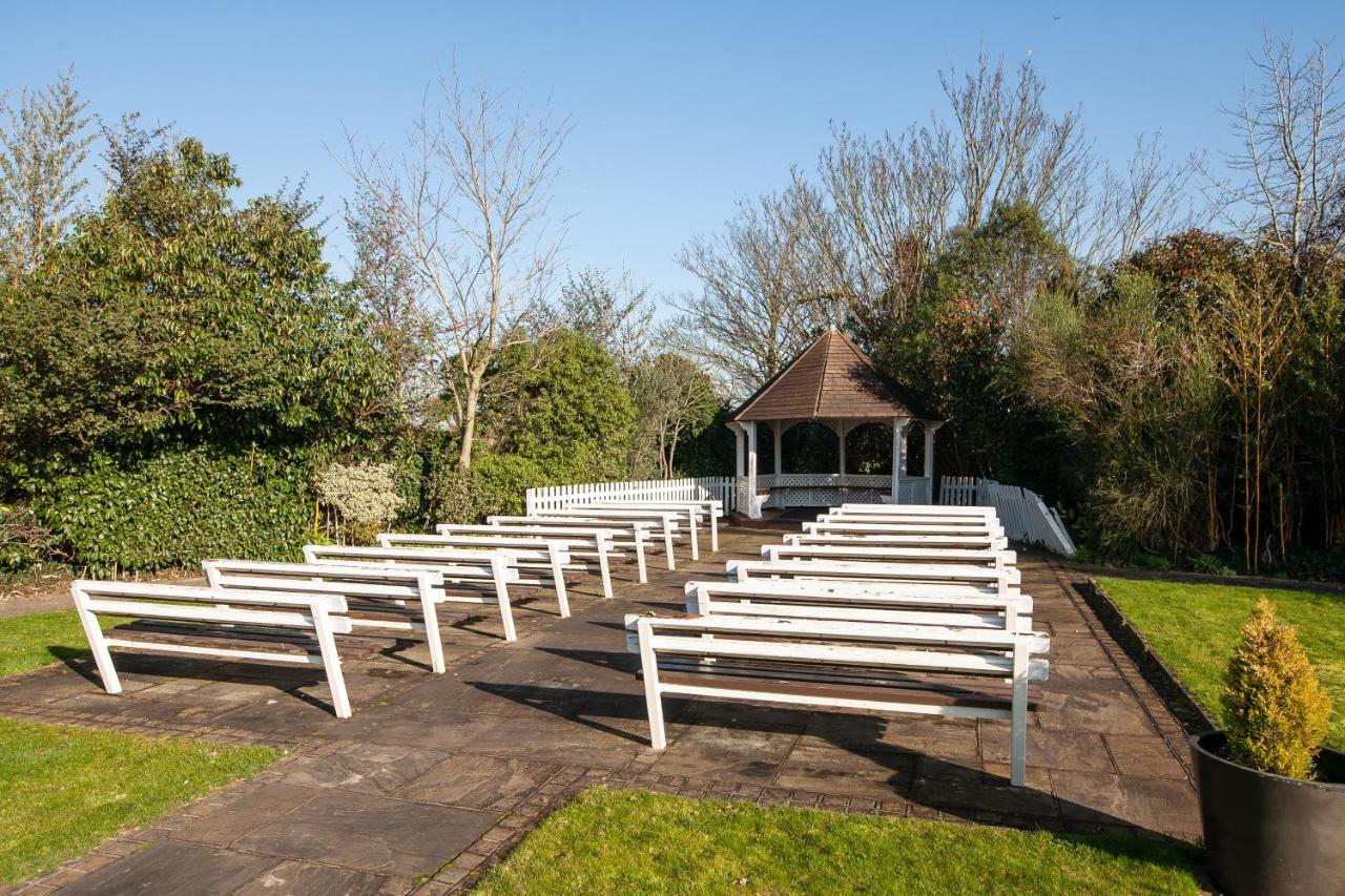Berwick Manor Hotel Rainham  Zewnętrze zdjęcie