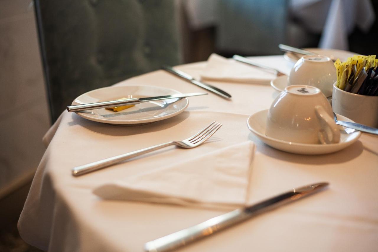 Berwick Manor Hotel Rainham  Zewnętrze zdjęcie